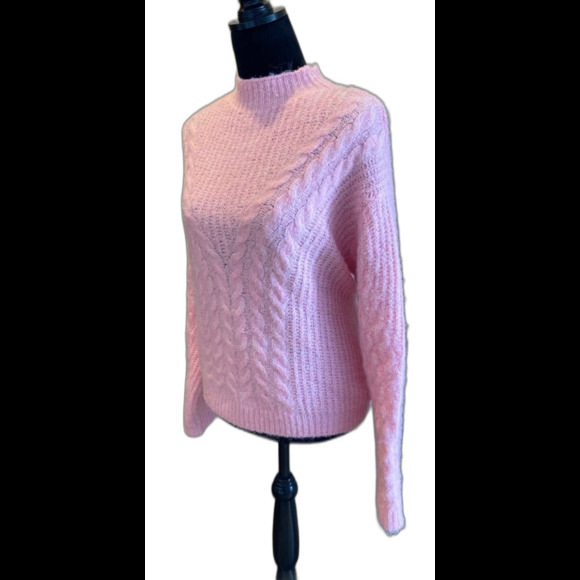 Universal Thread Sweater Size Large Soft Pink Super Soft Fuzzy Cable Knit Comfy - Picture 4 of 12